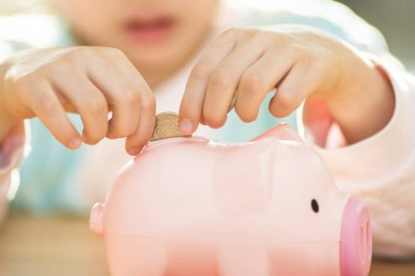 ΟΠΕΚΑ: Ανοικτές οι τροποποιητικές για το οικογενειακό επίδομα