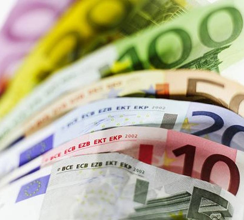 Εβδομάδα πληρωμών: Πληρώνονται KEA, επίδομα παιδιού και συντάξεις  