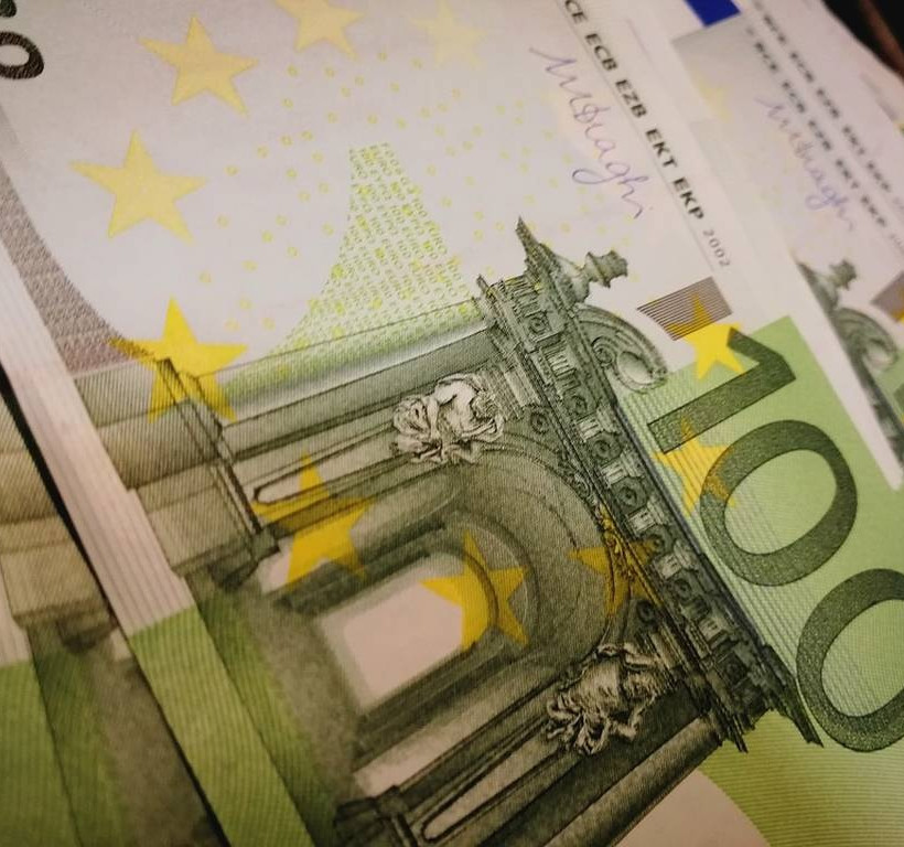 Κοινωνικό Μέρισμα: Δείτε πότε και πόσα θα πληρωθείτε