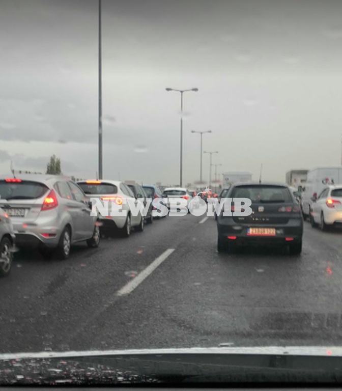 «Κόλαση» ο Κηφισός: Μποτιλιάρισμα στις κεντρικές λεωφόρους της Αθήνας 