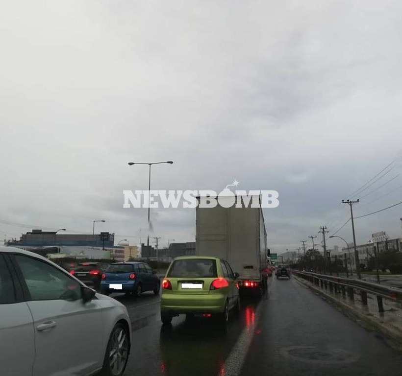 «Κόλαση» ο Κηφισός: Μποτιλιάρισμα στις κεντρικές λεωφόρους της Αθήνας 