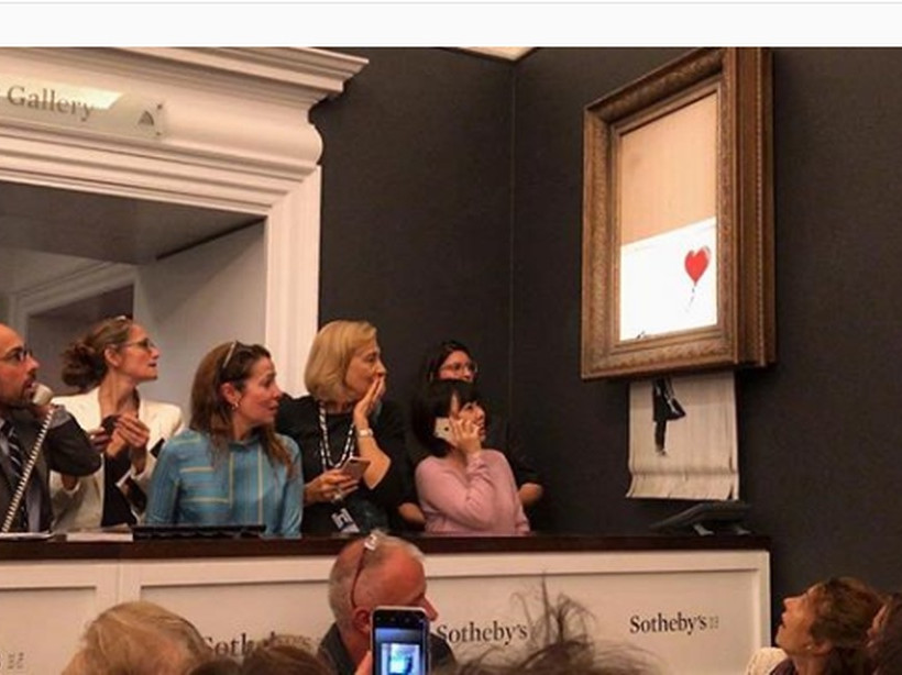 Σκηνές σοκ στον οίκο Sotheby's: Κομματιάστηκε «Το Κορίτσι με το Μπαλόνι» του Μπάνκσι - Δείτε βίντεο