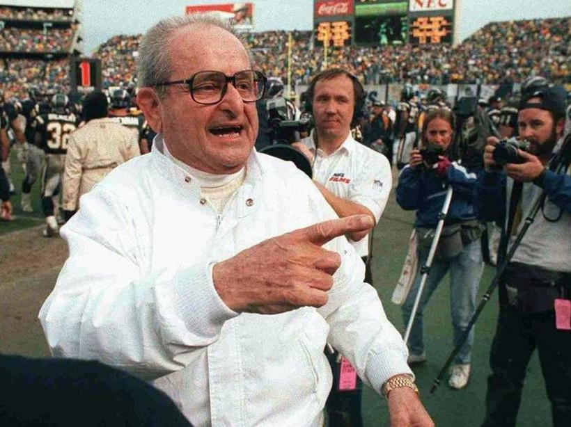 Πέθανε ο διάσημος Ελληνοαμερικανός Άλεξ Σπανός (Pics+Vid)