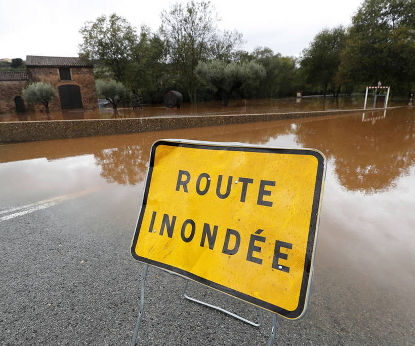 Τραγωδία στη Γαλλία: Δύο νεκροί από ορμητικούς χειμάρρους 