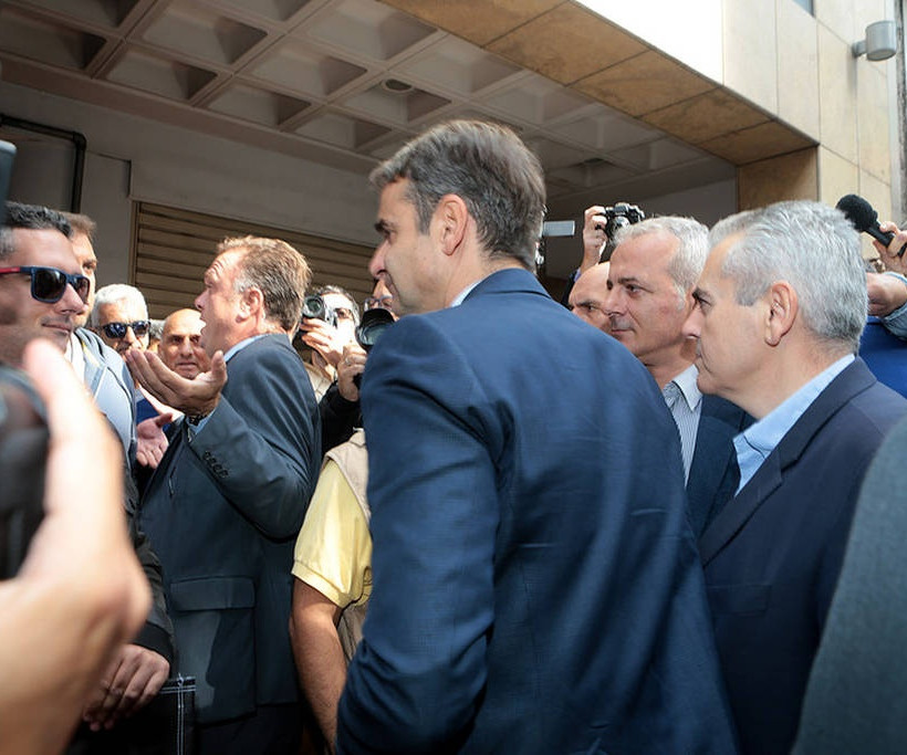 Μητσοτάκης: Τι περιμένουν κάποιοι, να καούν αστυνομικοί για να ευαισθητοποιηθούν;