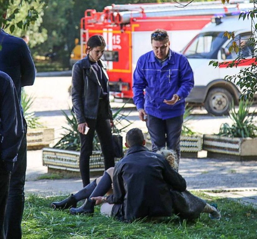 Κριμαία: Συγκλονιστικά βίντεο από το μακελειό στο κολλέγιο τη στιγμή της επίθεσης