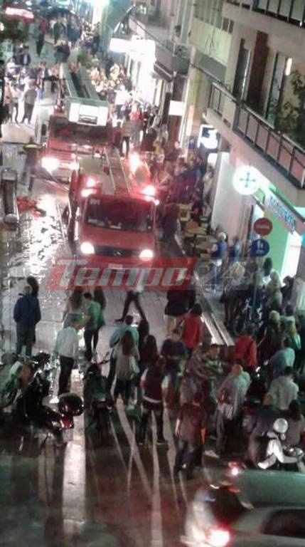Πάτρα: Πανικός στο κέντρο της πόλης από φωτιά σε διαμέρισμα (pics&vid)