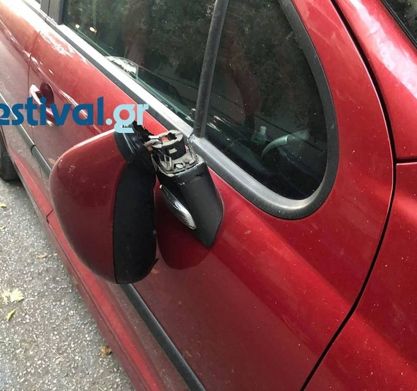 Θεσσαλονίκη: Πήγαν στα αυτοκίνητά τους και «πάγωσαν» - Το σημείωμα που δεν θα ήθελαν να δουν ποτέ!