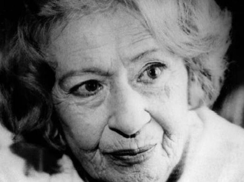 Σαν σήμερα το 2009 έφυγε από τη ζωή η Έλλη Παππά (Pics+Vid)