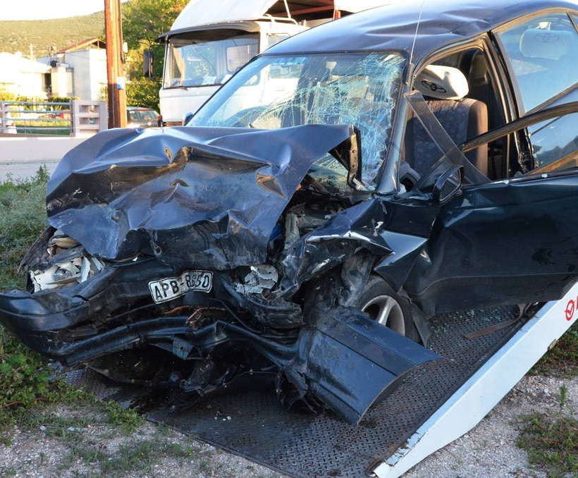 Εικόνες - ΣΟΚ από το θανατηφόρο τροχαίο στο Ναύπλιο