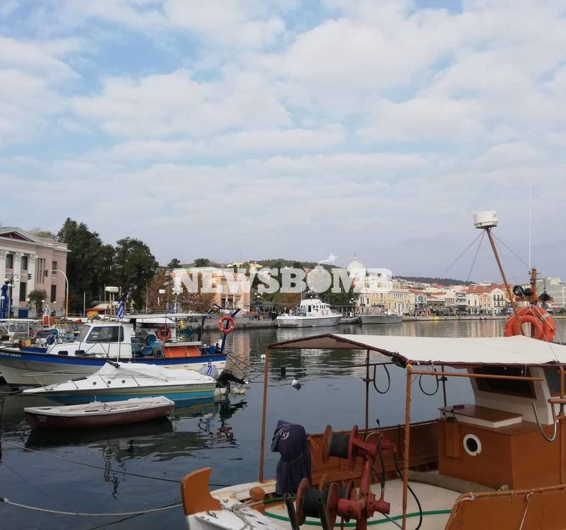 Μυτιλήνη: Έκλεψε την παράσταση η επίδειξη αεροσκάφους F–16  της ΠΑ «ΖΕΥΣ» (pics+vid)