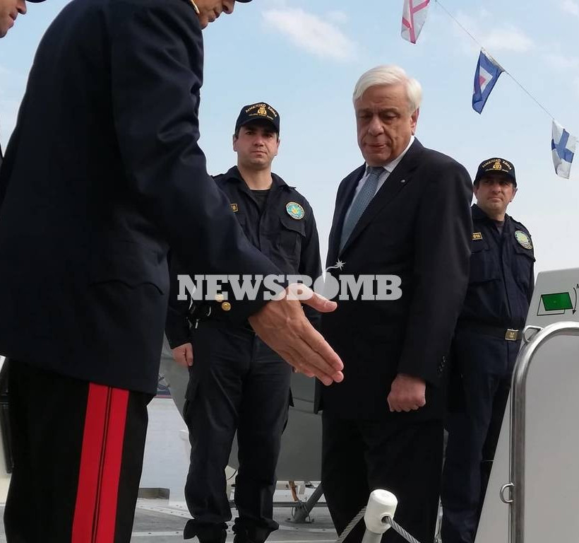 Μυτιλήνη: Έκλεψε την παράσταση η επίδειξη αεροσκάφους F–16  της ΠΑ «ΖΕΥΣ» (pics+vid)