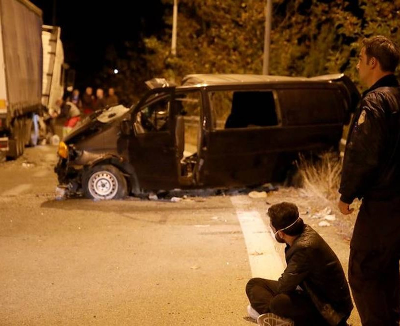 Τραγωδία στη Θεσσαλονίκη: Νεκρός 4χρονος στο τροχαίο με το βαν που μετέφερε μετανάστες