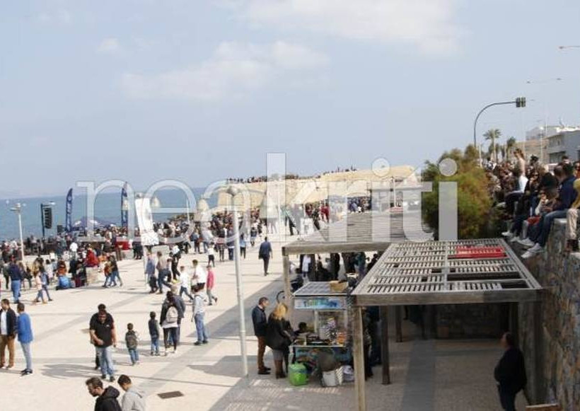 «Έσχισε» τον ουρανό του Ηρακλείου το F-16 με χειριστή τον Δ. Βολακάκη