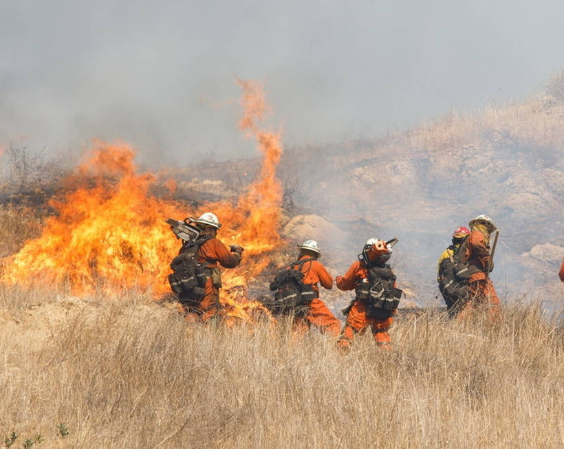Φρίκη δίχως τέλος: Ανεξέλεγκτες οι φονικές πυρκαγιές στην Καλιφόρνια – Στους 44 οι νεκροί (Vids)