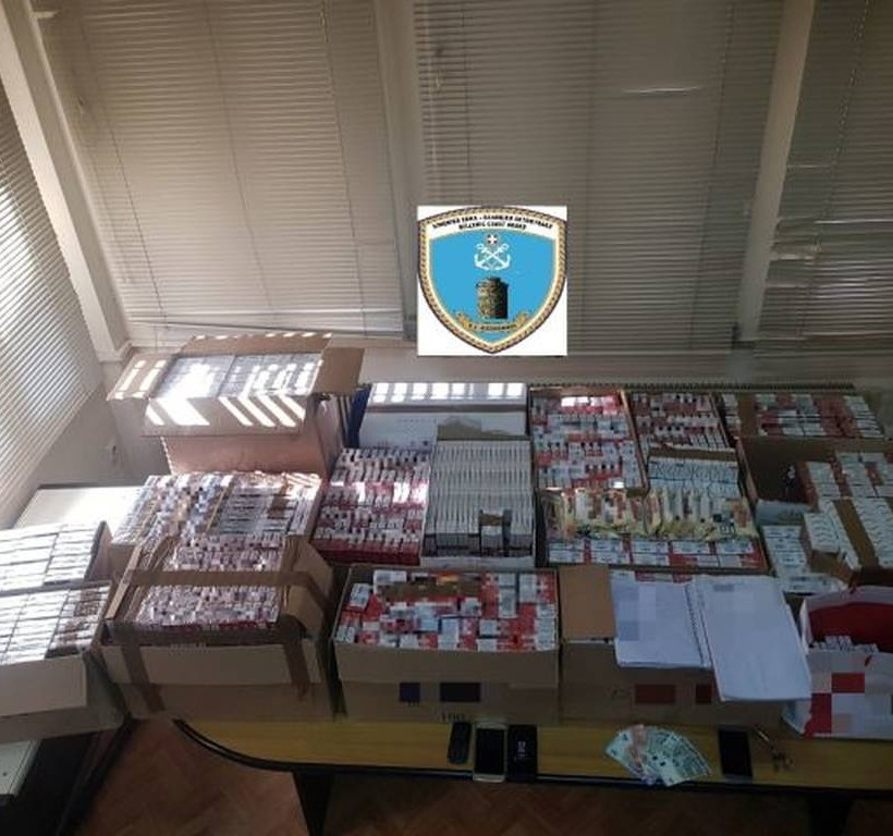 Θεσσαλονίκη: Χειροπέδες σε δύο αλλοδαπούς - Είχαν στην κατοχή τους χιλιάδες λαθραία τσιγάρα (pic)