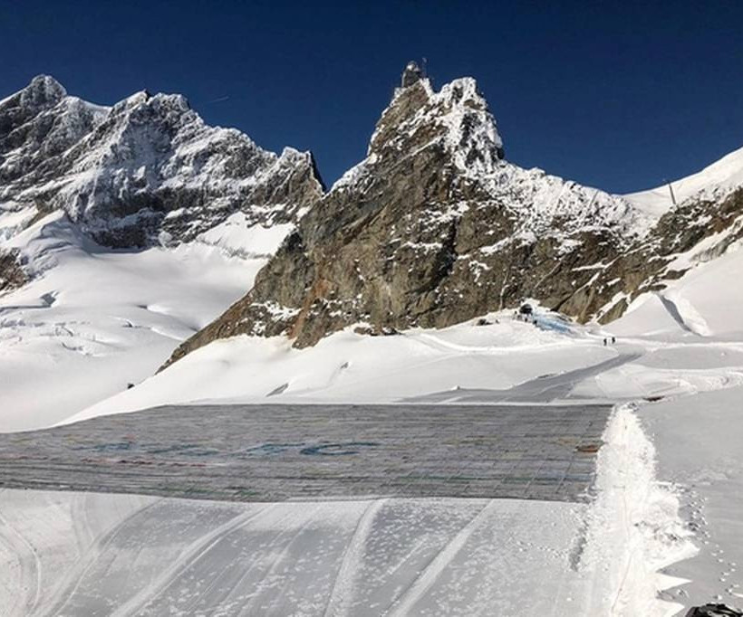 Αυτή είναι η μεγαλύτερη καρτ ποστάλ όλων των εποχών και το μήνυμα της σίγουρα θα σας συγκινήσει