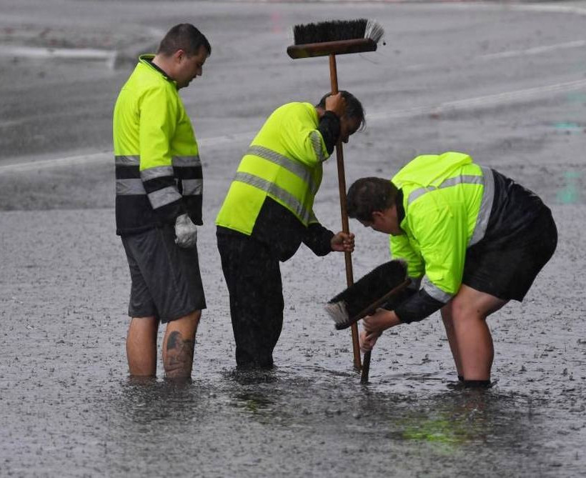 Η «καταιγίδα του αιώνα» σαρώνει την Αυστραλία: Χάος από καταρρακτώδεις βροχές και θυελλώδεις ανέμους