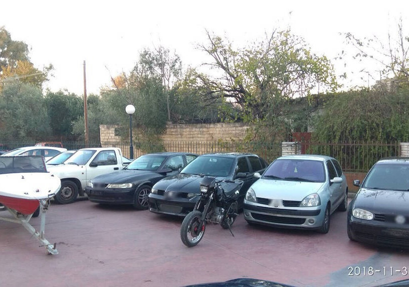 Άρτα: Εγκληματική οργάνωση διακινούσε χασίς και κοκαΐνη - Κατασχέθηκαν χρήματα, ΙΧ κι ένα σκάφος!