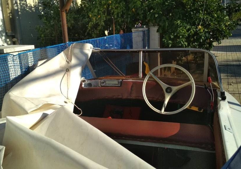 Άρτα: Εγκληματική οργάνωση διακινούσε χασίς και κοκαΐνη - Κατασχέθηκαν χρήματα, ΙΧ κι ένα σκάφος!