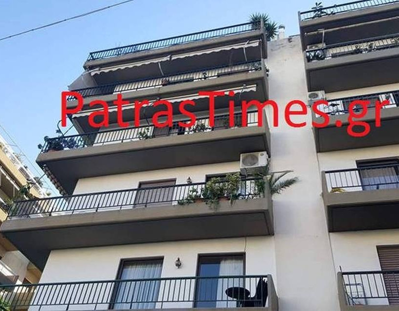 Θρίλερ στην Πάτρα: Ζευγάρι ηλικιωμένων βρέθηκε νεκρό - Ήταν πεθαμένοι 10 ημέρες(pics+vid))