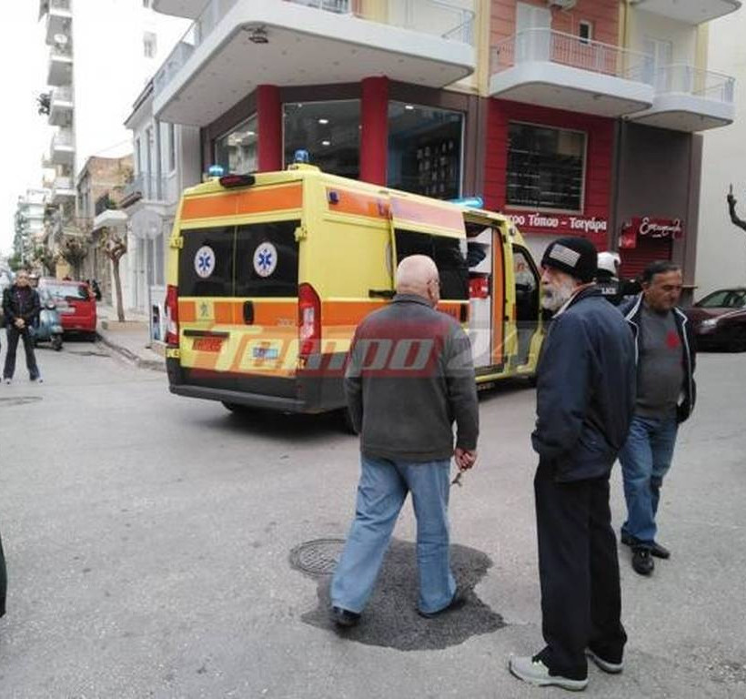 Πάτρα: Στο νοσοκομείο γυναίκα θύμα τροχαίου- Δίκυκλο συγκρούστηκε με φορτηγό (pics+vid)