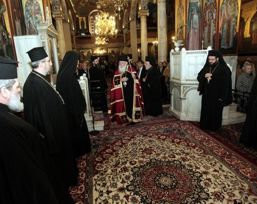 Ιερώνυμος: Χριστούγεννα χωρίς να γεννηθεί ο Χριστός στην ψυχή του καθενός είναι φτώχεια (pics)