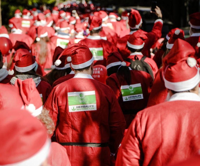 Το Μαρούσι πλημμύρισε αγιοβασίληδες για το 5ο επετειακό, Santa Run!