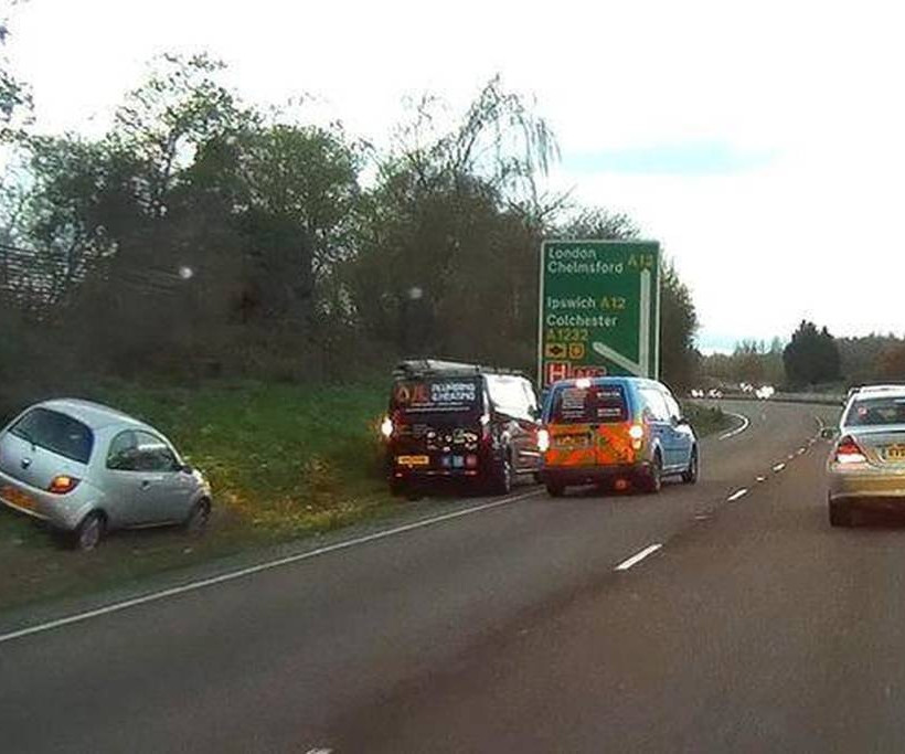 Απίστευτο βίντεο: Δείτε πώς ένας 8χρονος έσωσε τη ζωή της μητέρας του που οδηγούσε με 105 χλμ/ώρα