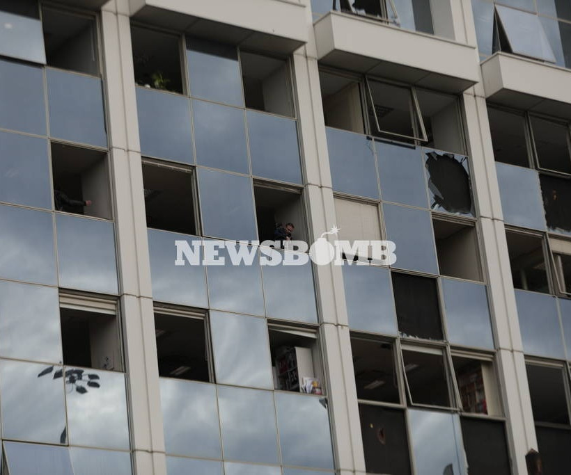 Έκρηξη βόμβας στον ΣΚΑΪ: Δείτε βίντεο και φωτογραφίες από τον τόπο της τρομοκρατικής επίθεσης