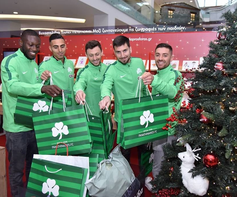 Ουσμάν Κουλιμπαλί, Νίκος Βέργος, Όμρι Άλτμαν, Σωκράτης Διούδης και Αντονί Μουνιέ προσφέρουν δώρα στα παιδιά «Του Χαμόγελου του Παιδιού»