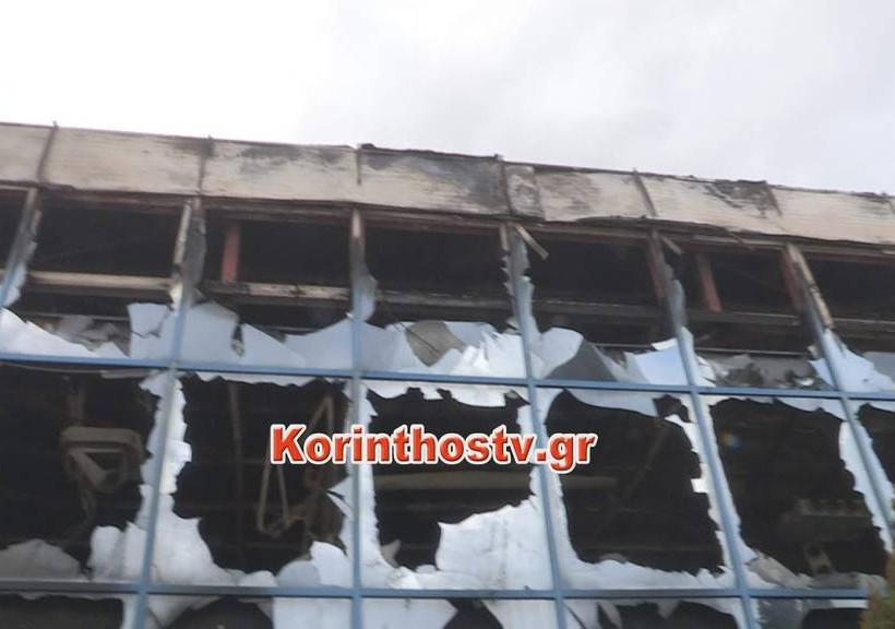 Κόρινθος: Η φωτιά στο εργοστάσιο αποκάλυψε… παρανομία! (pics&vid)