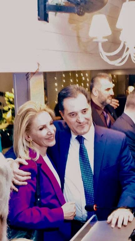 Νέα Δημοκρατία: Μεγαλειώδης συγκέντρωση στην Κηφισιά