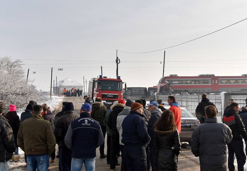 Τραγωδία στη Σερβία: Τρένο συγκρούστηκε με λεωφορείο - Πέντε νεκροί