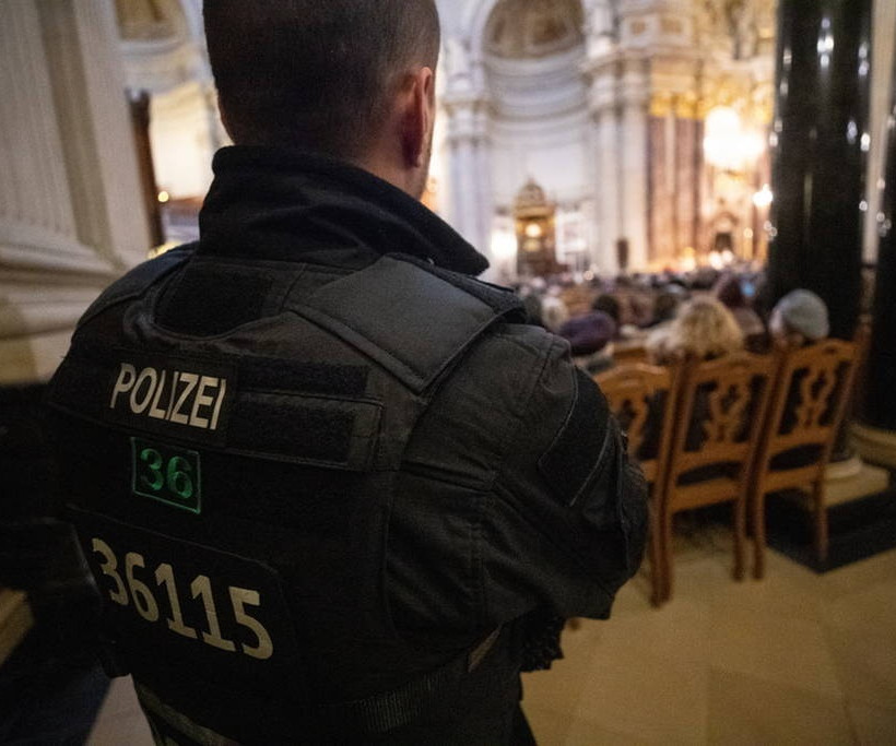 Χριστούγεννα 2018: Χιλιάδες πιστοί απ' όλο τον κόσμο συρρέουν στη Βηθλεέμ (pics)