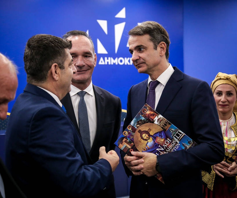 Χριστούγεννα 2018 - Μητσοτάκης: Είμαστε πάντα κοντά στα αναφαίρετα δικαιώματα των Βορειοηπειρωτών