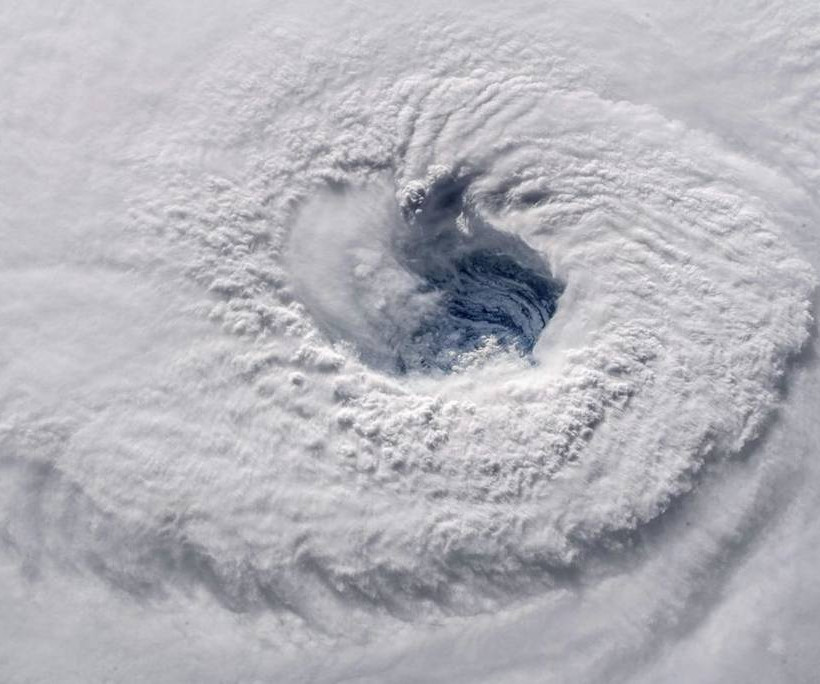 12 Σεπτεμβρίου: To «μάτι» του τυφώνα Φλόρενς