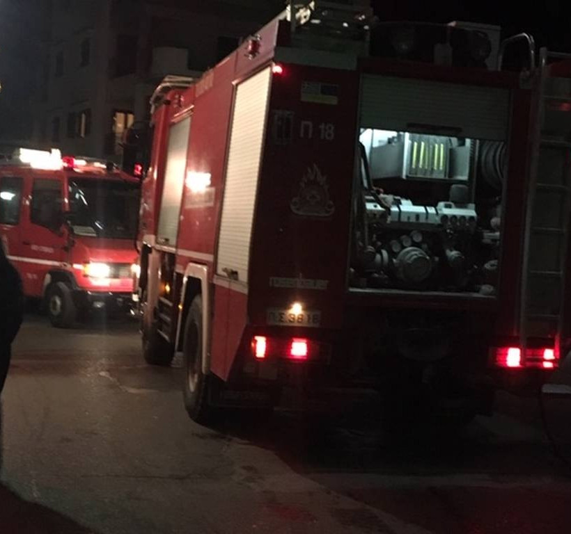 Συναγερμός στο Αγρίνιο για φωτιά σε αυτοκίνητο (pics)