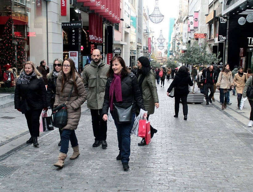 Εορταστικό ωράριο: Πώς θα λειτουργήσουν τα καταστήματα μέχρι την Πρωτοχρονιά