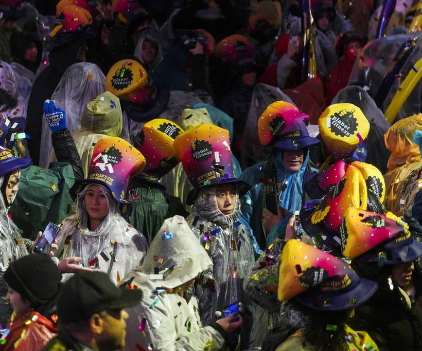 Πυροτεχνήματα, σόου και... ελπίδα - Έτσι υποδέχτηκε ο πλανήτης το 2019