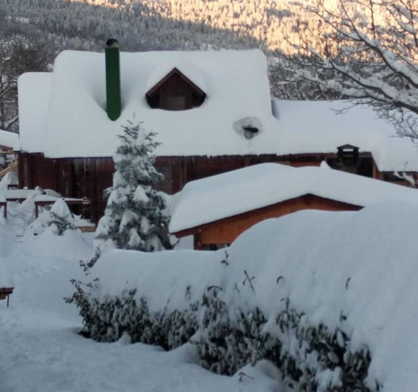 Καιρός: Σε επιφυλακή η Φθιώτιδα - Πολλά χωριά είναι αποκλεισμένα από το χιόνι (pics+vid)