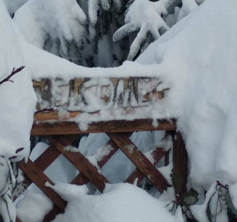 Καιρός: Σε επιφυλακή η Φθιώτιδα - Πολλά χωριά είναι αποκλεισμένα από το χιόνι (pics+vid)