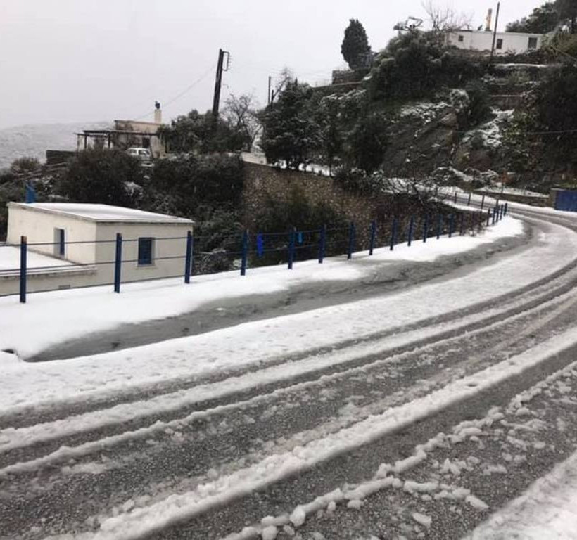 Καιρός: Δείτε την Άνδρο χιονισμένη (pics)