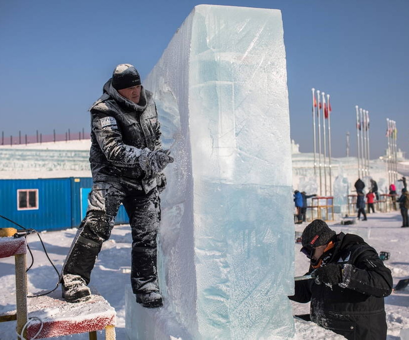 Μέσα στο εντυπωσιακό φεστιβάλ πάγου της Κίνας που χρονολογείται από το 1963 (photos)