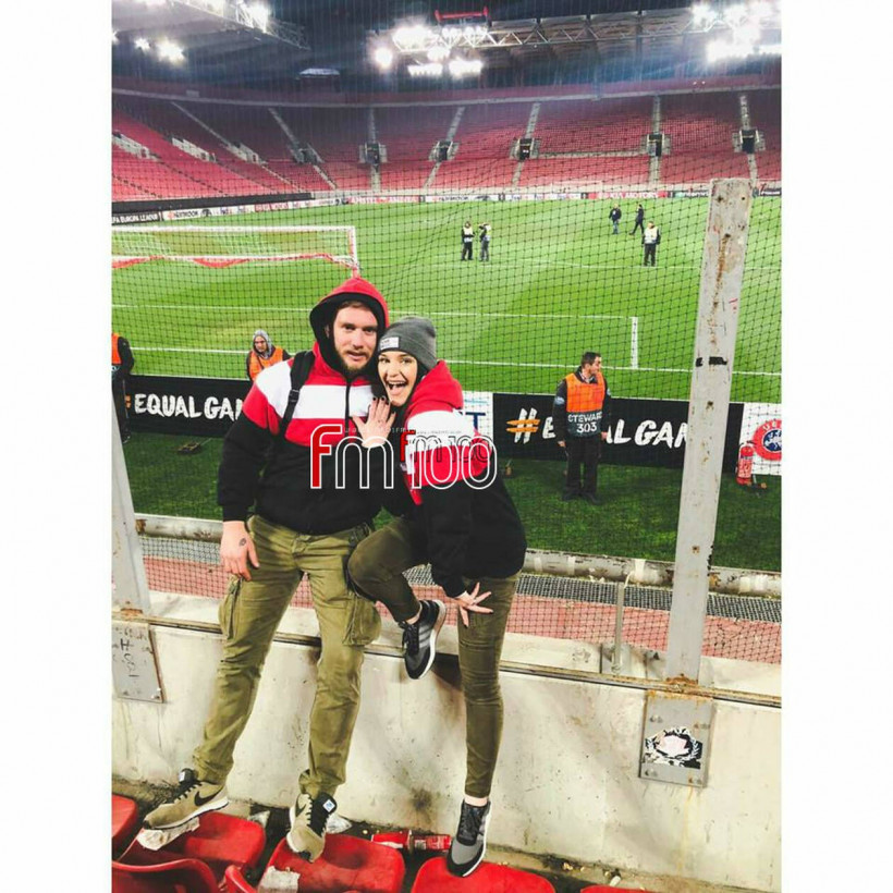 Έκανε πρόταση γάμου στο «Καραϊσκάκη»