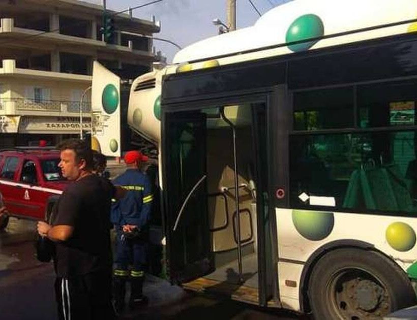 Πυρκαγιά ξέσπασε σε λεωφορείο με φυσικό αέριο