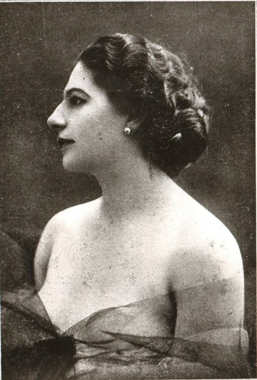 Σαν σήμερα το 1971 εκτελείται η διασημότερη κατάσκοπος του κόσμου Μάτα Χάρι (Pics+Vid)