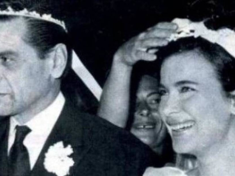 Σαν σήμερα το 1992 «φεύγει» από τη ζωή η Ελληνίδα ηθοποιός Τζένη Καρέζη (Pics+Vids)