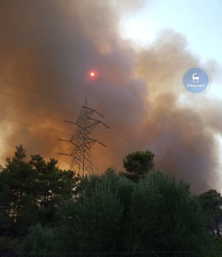 Φωτιά στη Ρόδο