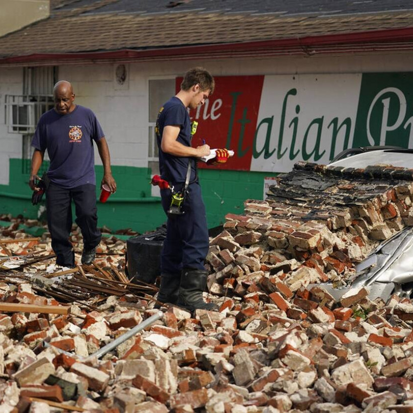 Τεράστιες οι καταστροφές που άφησε πίσω του ο σαρωτικός  τυφώνας Άιντα | AP 